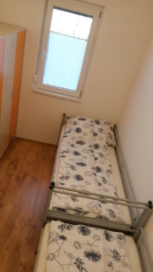Szatmarhaz Apartment Szombathely Bagian luar foto