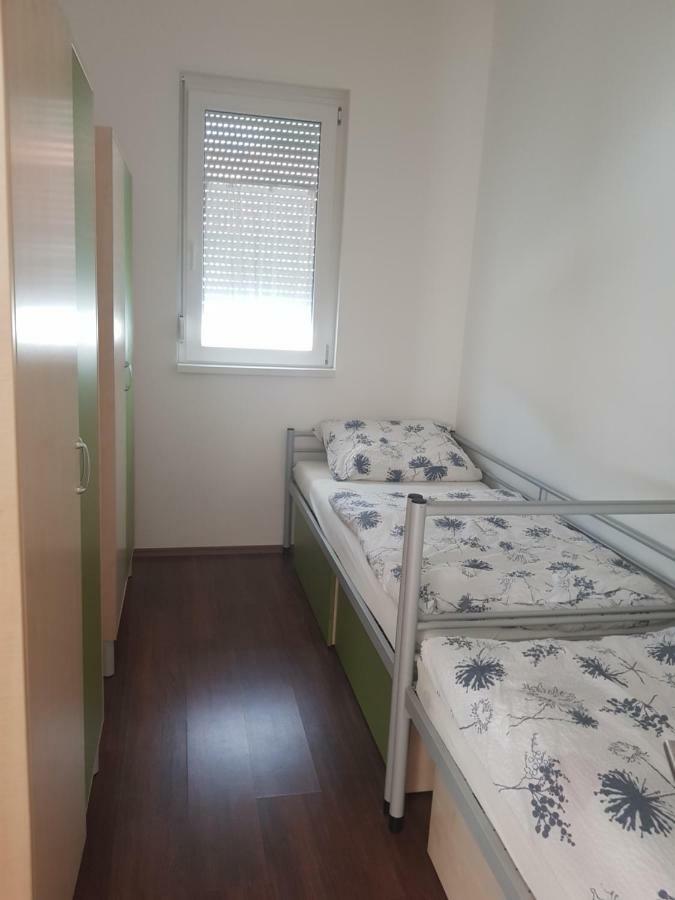 Szatmarhaz Apartment Szombathely Bagian luar foto
